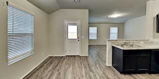 Very Nice 3 Bedroom 2 Bath Home in Yukon Schools. Gallery 9