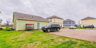 323 French Ave – Fully Furnished 5 Bed / 4 Bath Near Baylor Gallery 9