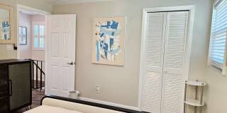 Seasonal Short-Term Venice Island Townhouse Steps from Venice Beach! Gallery 45