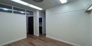 Prime Office Space for Rent in the Kaimuki Professional Building Gallery 5
