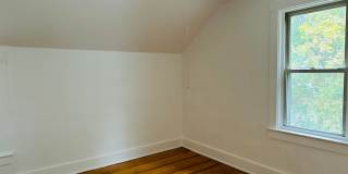 THE CUTEST 3 BEDROOMS SINGLE HOME !! 1St floor bedroom Gallery 28