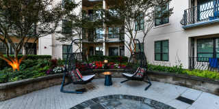 92 West Paces Gallery 32