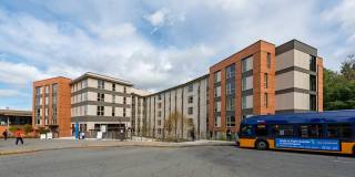 7000 Campus Apartments - Student Housing Gallery 16