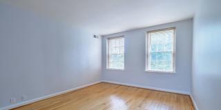 Sunny & Renovated 2BR 1BA in NW DC McLean Gardens Oasis! Gallery 24