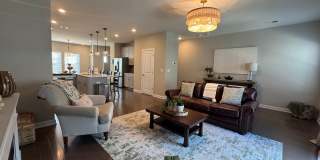 Modern 3-Level Townhome for Rent | Prime SW Charlotte Location Gallery 10