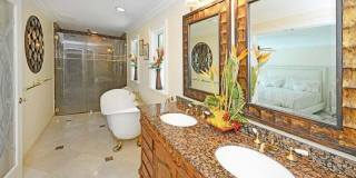 885 NE Mulberry Drive Gallery 16