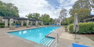 16 First Street Gallery 43