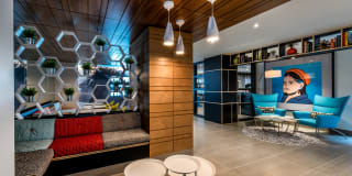 The Henri at Pike and Rose Gallery 9