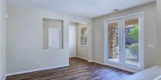 5389 HOLLYMEAD Drive Gallery 17