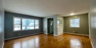 Spectacular 4 Bedroom 2 Bathroom Single Family Home in Brooklyn Center! Gallery 1