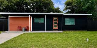 8 E CYPRESS Street Gallery 1