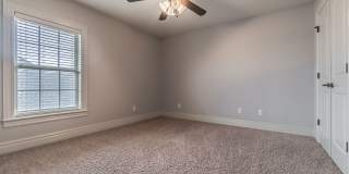 Gorgeous Rogers Home! Gallery 9