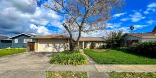 Single-Level Napa Classic with A/C  Attached Garage Gallery 1