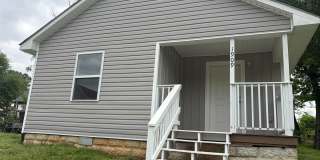 2 Bedroom and 1 Bathroom House Gallery 1