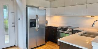 Industrial-Style Queen Anne Townhome with water views on every floor! AVAILABLE NOW! Gallery 1