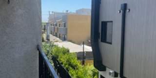 220 Bay St. Gallery 18