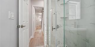 92 Leigh Avenue Gallery 13