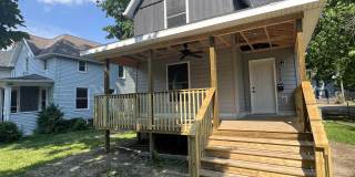 712 North Sycamore Street Gallery 1