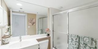 26235 Hickory Boulevard Gallery 20