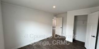 692 E Hahns Peak Avenue Gallery 13