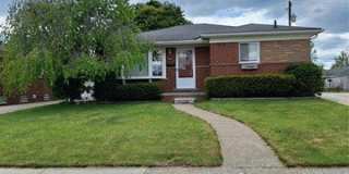 8547 Kinloch Street Gallery 1