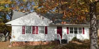 Charming 3BR, 1BA Home in Creedmoor! Gallery 1