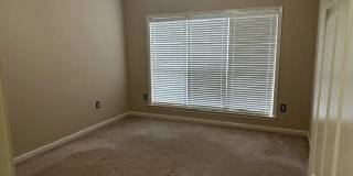 809 Overview Circle Gallery 20