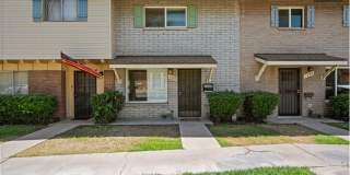 2Bed/1.5Bath Townhome at 15th Ave/Camelback! Ready for Immediate Move-In! Gallery 6
