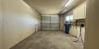 2460 Lakeside Drive Gallery 16