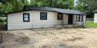 FOR RENT BENTON - 4 Bedroom, 2 Full baths Gallery 4