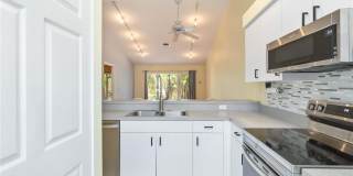 642 N JEFFERSON AVENUE Gallery 10