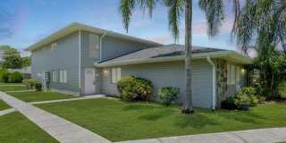 REDUCED PRICE!!! 2 BEDROOM CONDO CLOSE TO UNIVERSAL AND VALENCIA Gallery 1