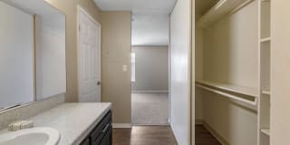 Northview-Southview Apartments Gallery 17