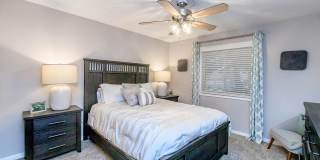 Ridgewood Gallery 32