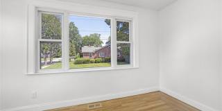 135 E Linden Avenue Gallery 12