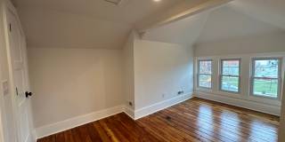 Indianola Ave 1462 NPR Gallery 23