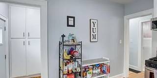 Welcome to 528 W 43rd St, a charming home located in the heart of Indianapolis. Gallery 8