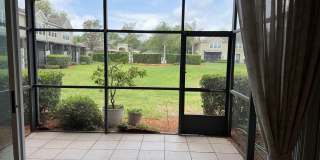 7584 RED CRANE Lane Gallery 10