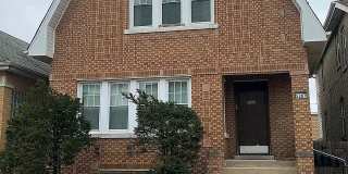 5207 W School Street unit: Bsmnt Gallery 1