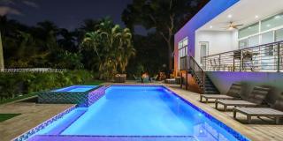 1759 SW 30th Pl Gallery 68