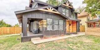 4 Bedroom Home with 2.5 Bathrooms on a Corner Lot near Plaza District 4 Bedroom Home with 2.5 Bathrooms on a Corner Lot near Plaza District Gallery 3