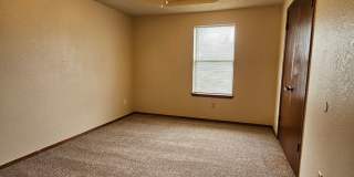 (3) Bed/(2) Bath in West Norman Avail NOW! Gallery 12