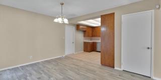 Victorville Green Tree Home- Refurbished 4 Bedrooms, 2 Bathrooms, New Paint, Gallery 13