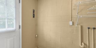 2 Bedroom One Level Apartment Gallery 46