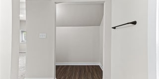 1473 Empire Avenue Gallery 21