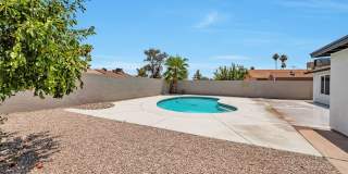 3 Bedroom 2 Bath with Pool! Gallery 1