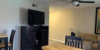 1402 S JENTILLY Lane Gallery 9