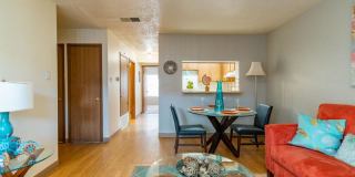 Candlelight Square Gallery 6