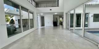 10250 NW 74th Ter Gallery 11