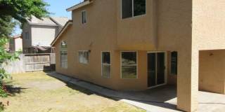 4 Bed, 2.5 Bath Home with 3-Car Garage in Clovis Unified School District Gallery 22